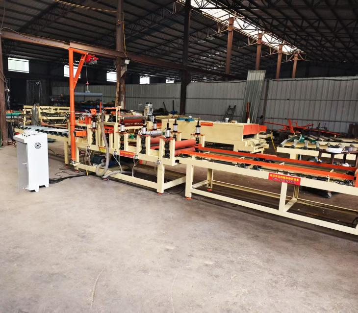 PVC kipsplaatide masin